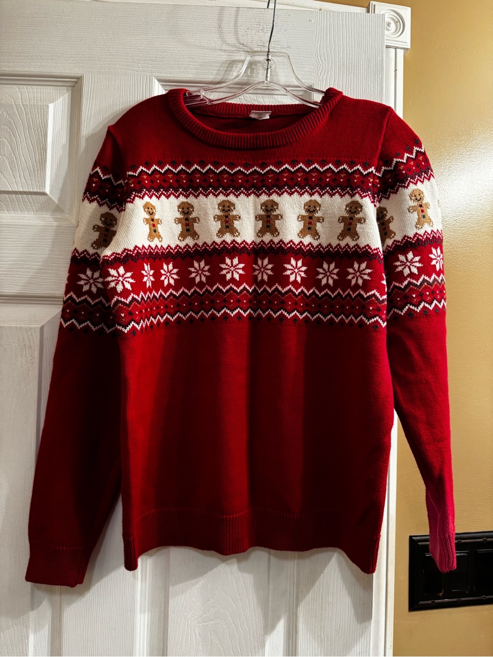 Adult medium Gymboree Christmas Gingerbread sweater